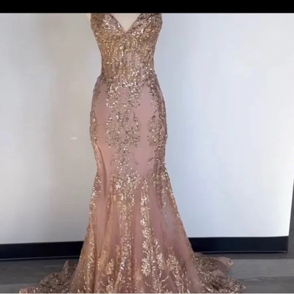 green emerald velvet dress Maddox Strapless Sweetheart Black/Gold Glitter Gown main image 1